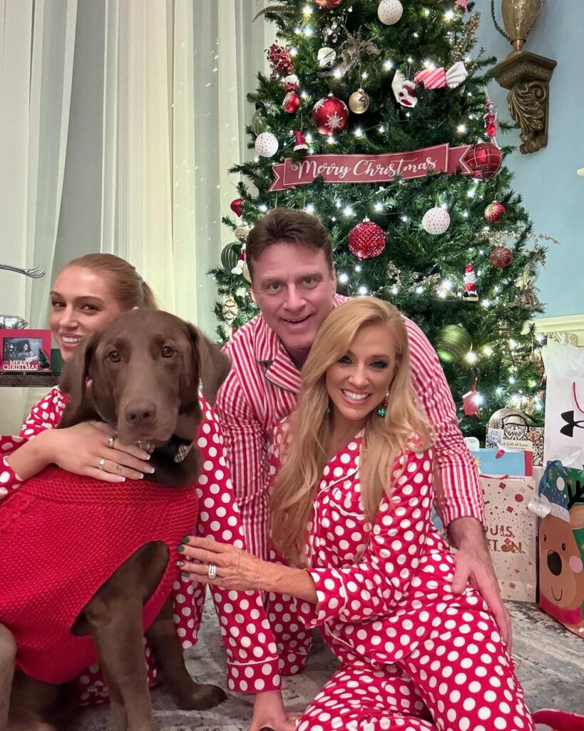 Terri Savelle Foy with her Family on Christmas